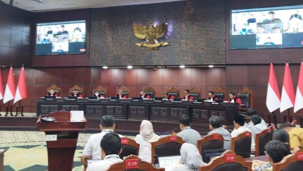 Mk Tolak Gugatan Legalkan Nikah Beda Agama Ini Alasannya