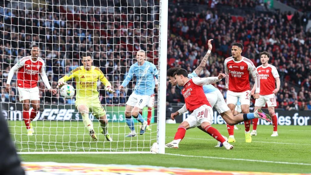 Arsenal Vs Man City The Citizens Menang 2 0 Juara Carabao Cup