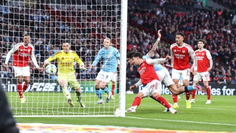 Arsenal Vs Man City The Citizens Menang 2 0 Juara Carabao Cup