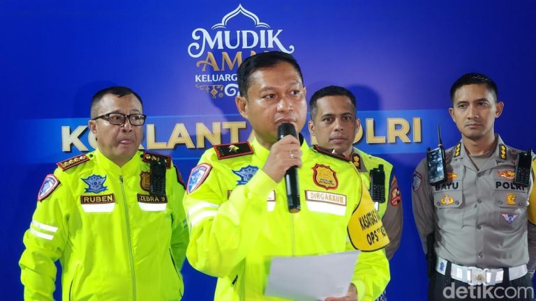Korlantas 450 Ribu Kendaraan Tinggalkan Jakarta 32 Juta Pemudik Menanti