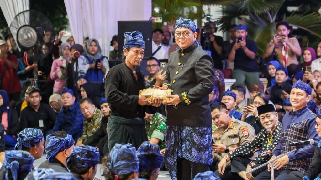 Gubernur Andra Soni Fasilitasi Ritual Pelestarian Alam Suku Baduy Di Ujung Kulon