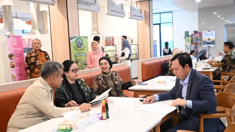 Ketua Mpr Dpr Dpd Makan Siang Di Kantin Dpr Bahas Geopolitik
