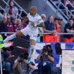 Malen Gemilang As Roma Taklukkan Bologna 2 0 Jaga Asa Liga Champions