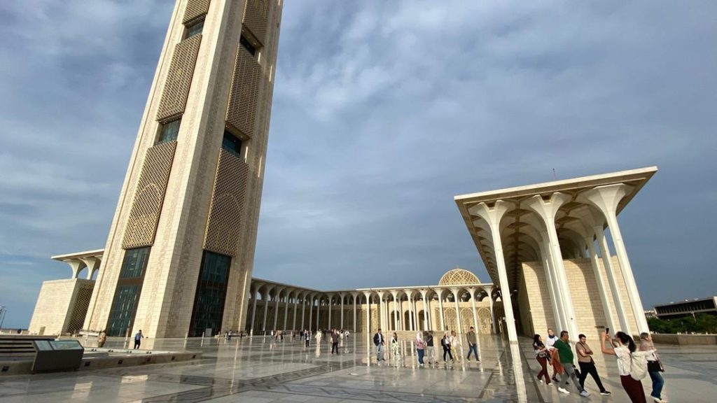 Djamaa El Djazair Masjid Terbesar Afrika Menara 265 Meter Tembus Langit Aljir