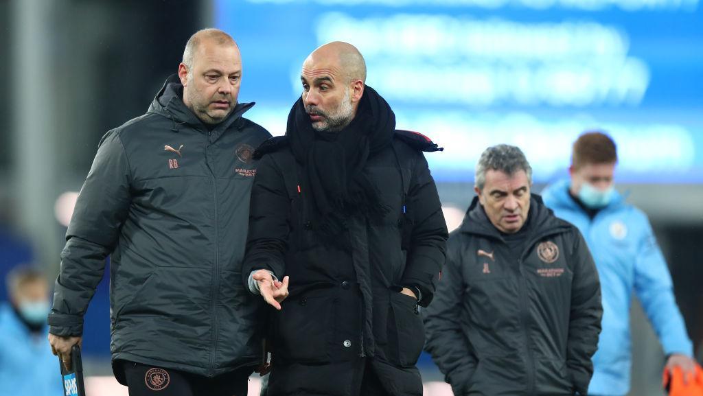 Pep Guardiola Tak Bicara Sendiri Sosok Misterius Itu Akhirnya Terungkap
