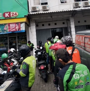 Mengapa Pendapatan Driver Ojol Berkurang Analisis Bisnis Dan Solusi Keuangan